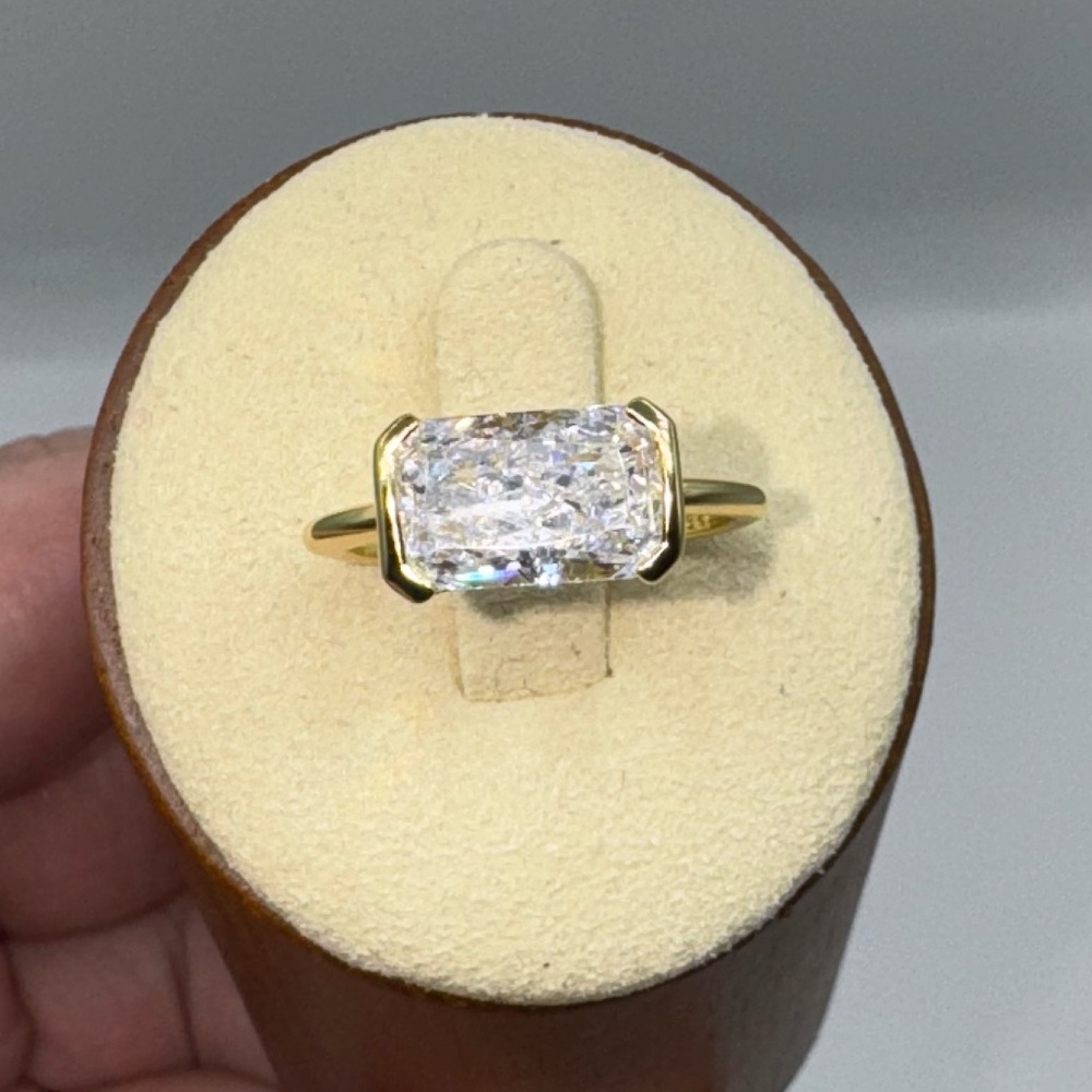 14k 3ct Radiant Cut Ring - Picture 10 of 16